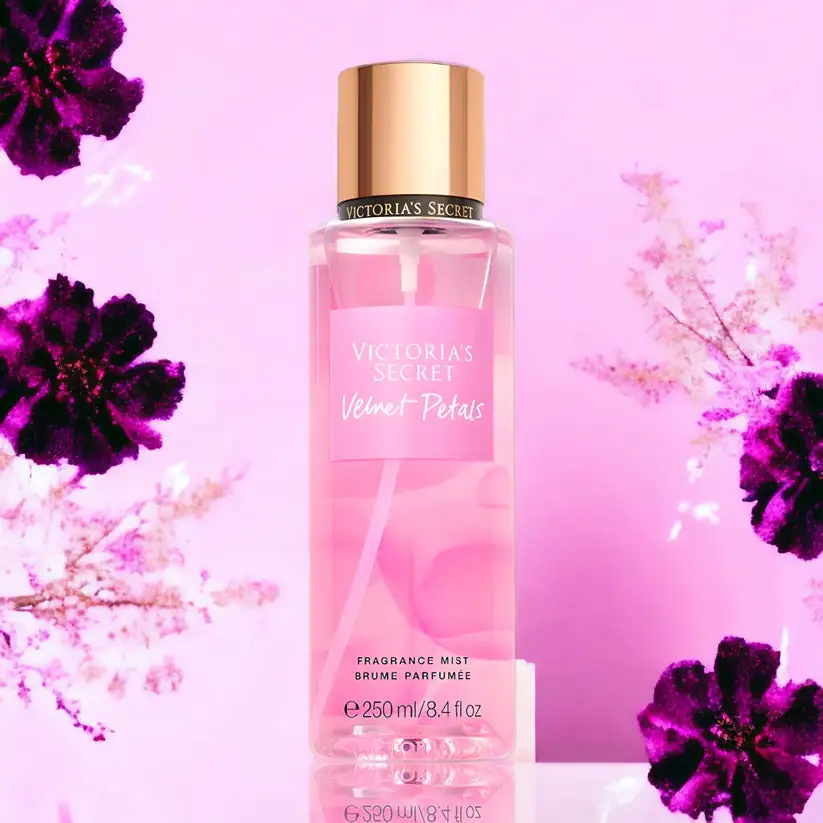 208 Victoria’s Secret velvet petals body mist 250 ml - الصورة 1
